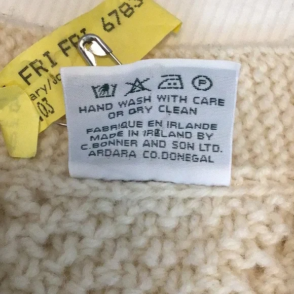 Bonner of Ireland Handknit Aran Cardigan - Picture 4 of 10